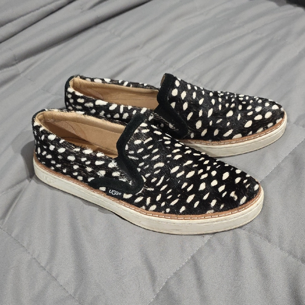 UGG Black and Cream Patterned Slip-Ons